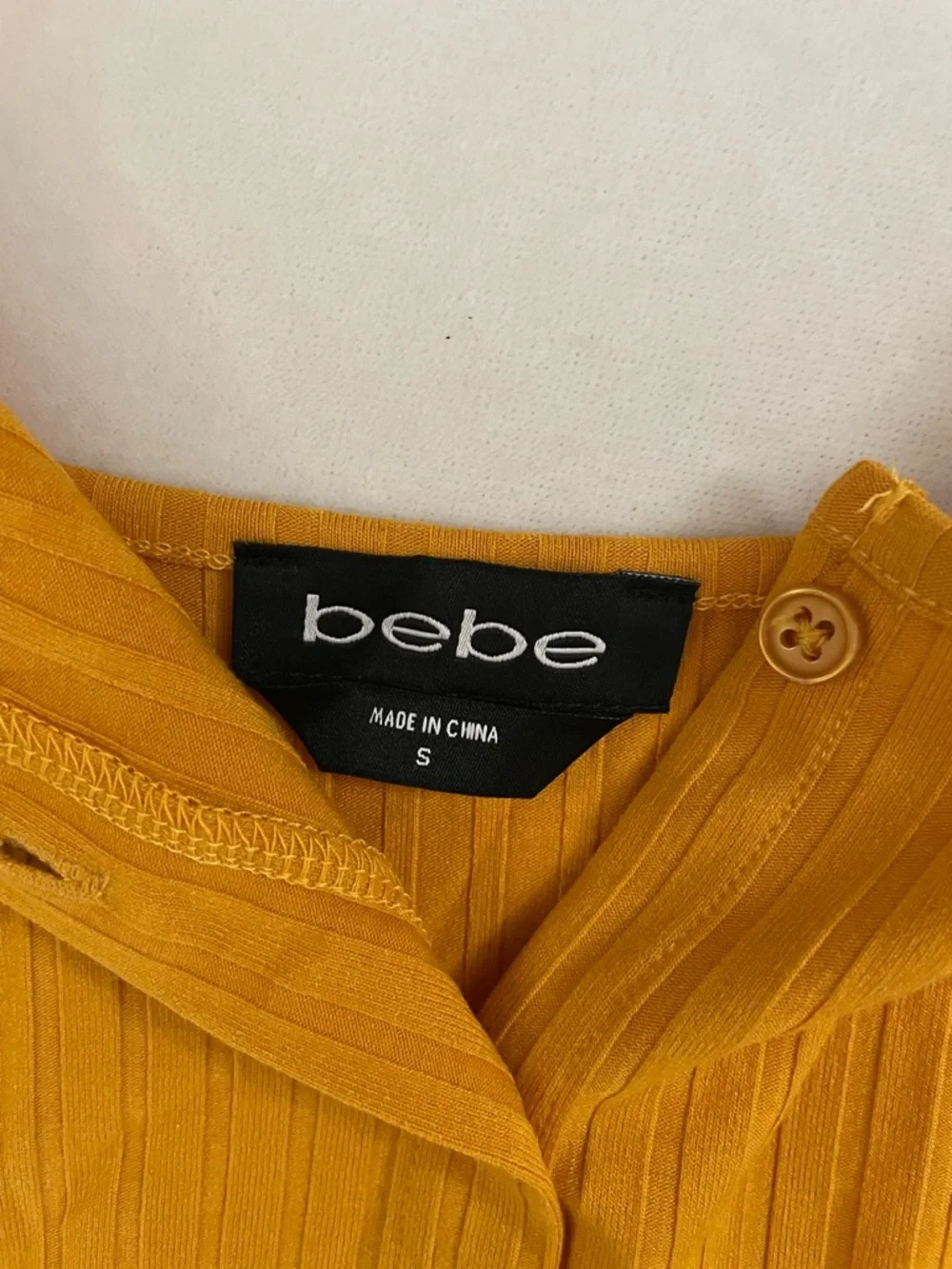 BEBE NWT Rib Knit Sleeveless Button-Front Yellow Bodycon Midi Dress Size S